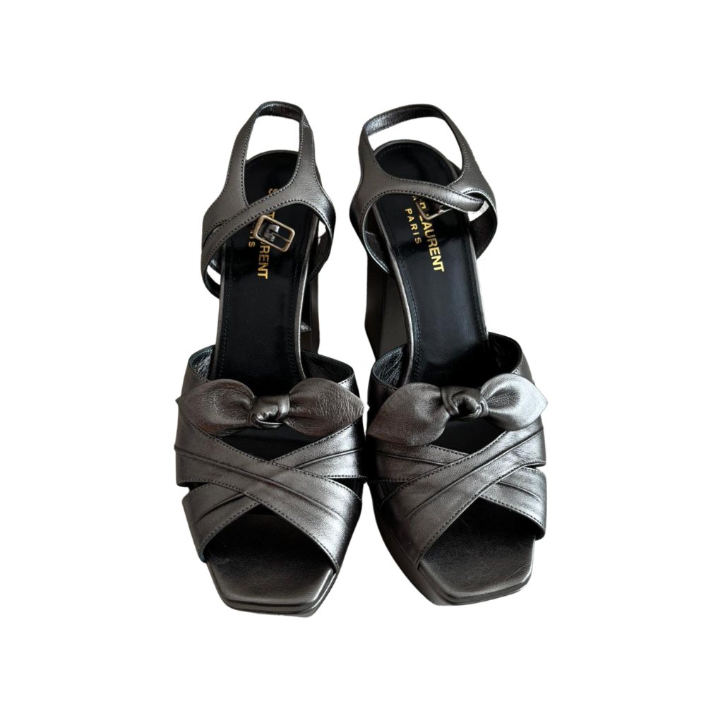 Cropped Faux leather Jacket