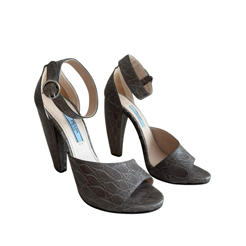 Cropped Faux leather Jacket