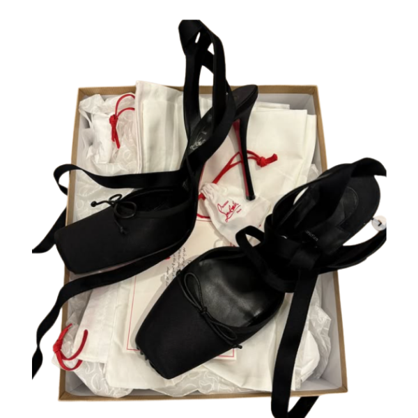 Cropped Faux leather Jacket